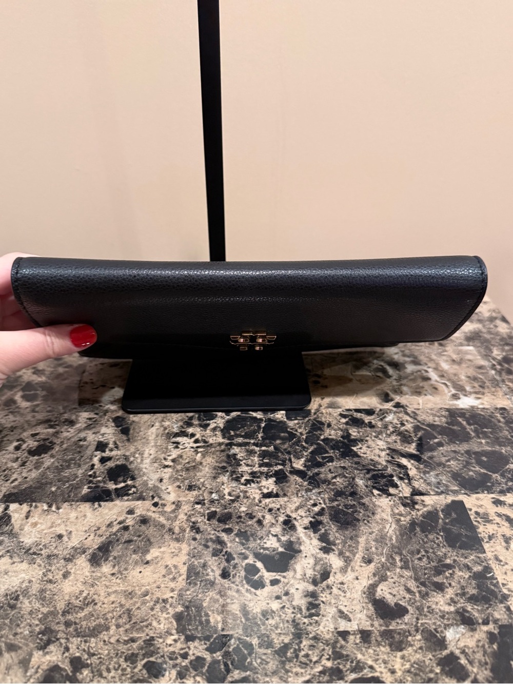 Tory Burch Kira Clutch Black - Picture 7 of 14